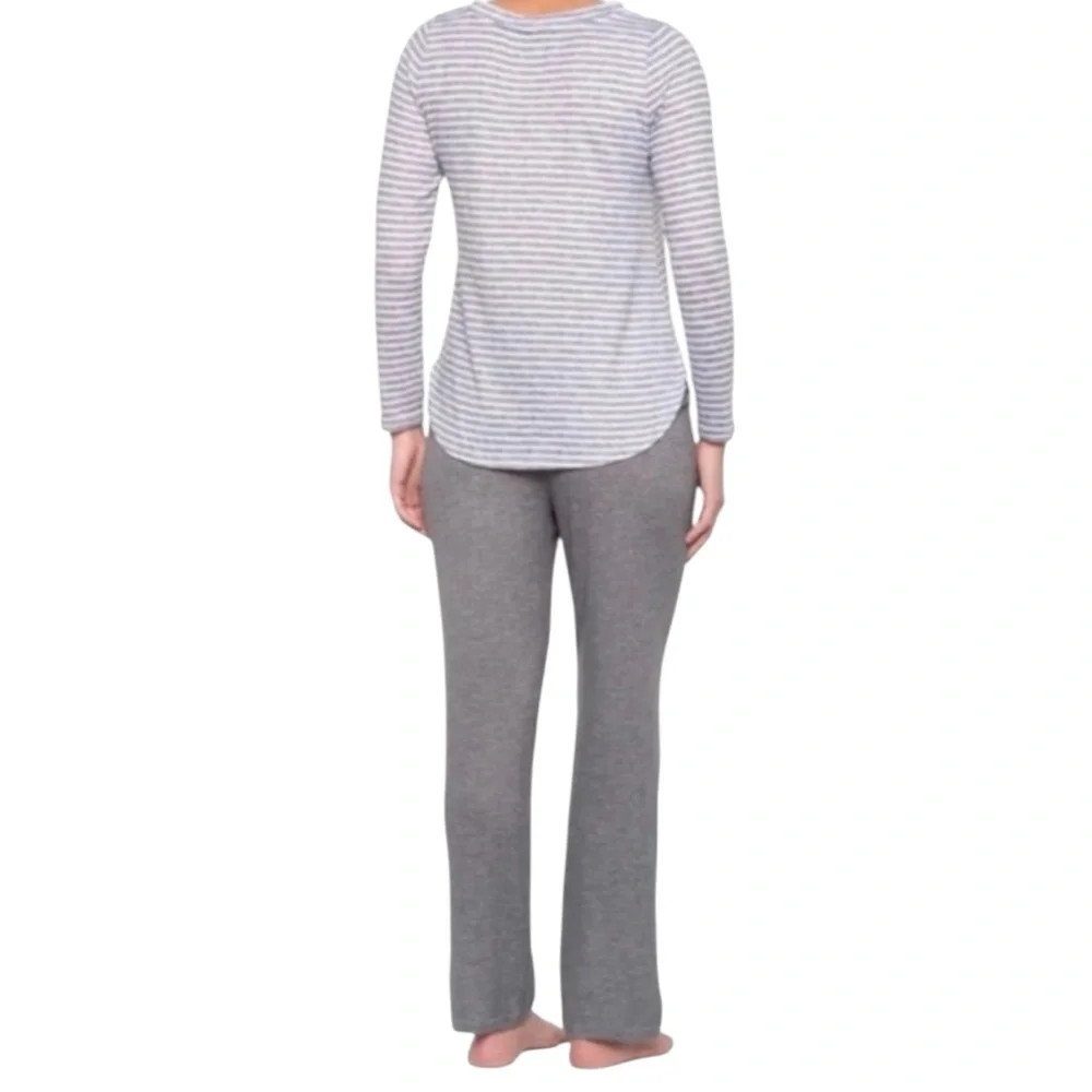 RAE DUNN “Cozy” 2PC Pajama Set in Gray/White Size Large — SUPER DUPER SOFT!!!